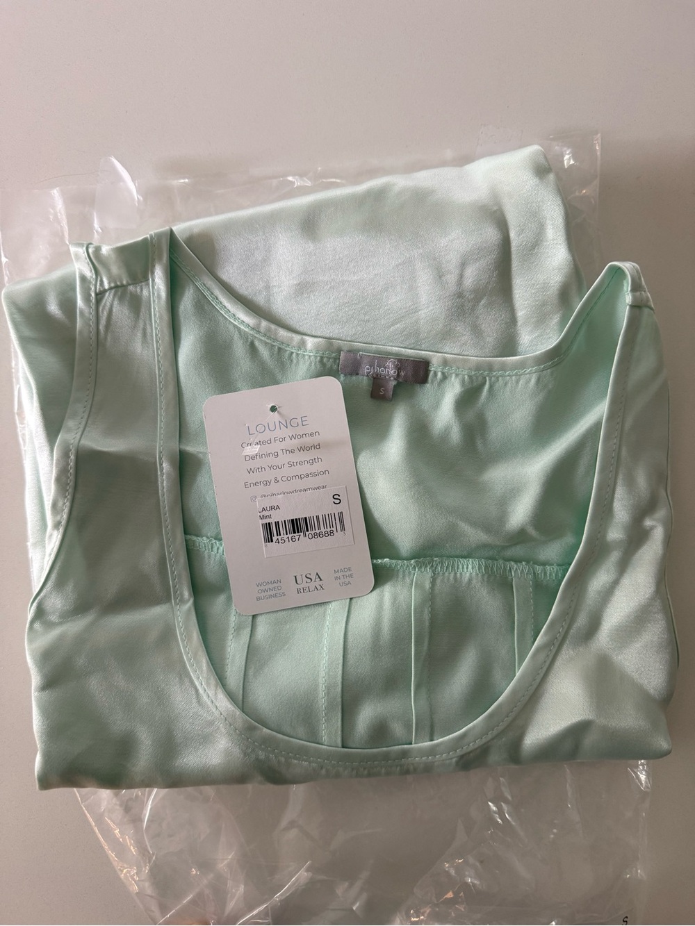 PJ Harlow - Laura top in mint